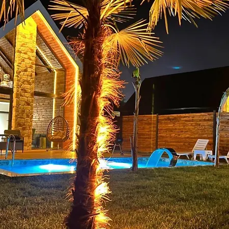 Villa Oyarc Sapanca / *